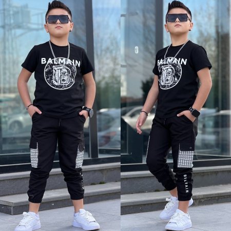 بلوزة Balmain dubai 2026