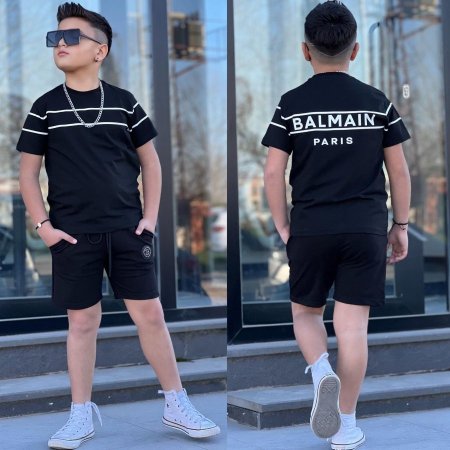 طقم Balmain paris