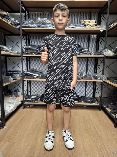 חליפת BOSS 2025