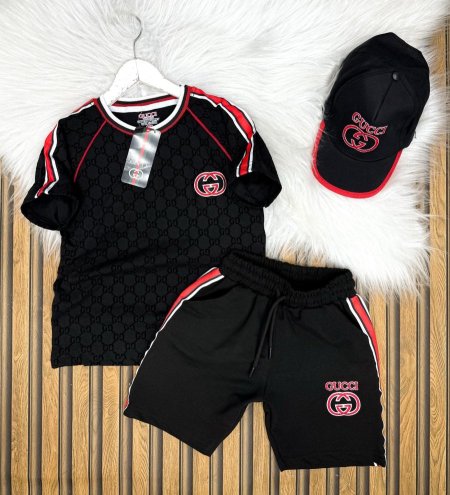 חליפת gucci
