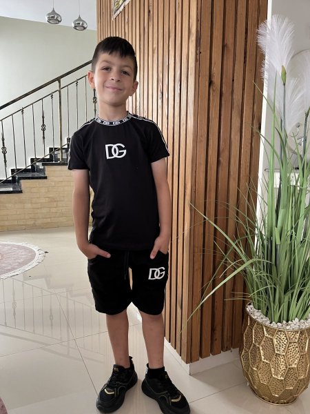 חליפת D&G